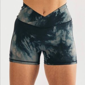 Alphalete Surface Power Shorts (Black oil stained)
